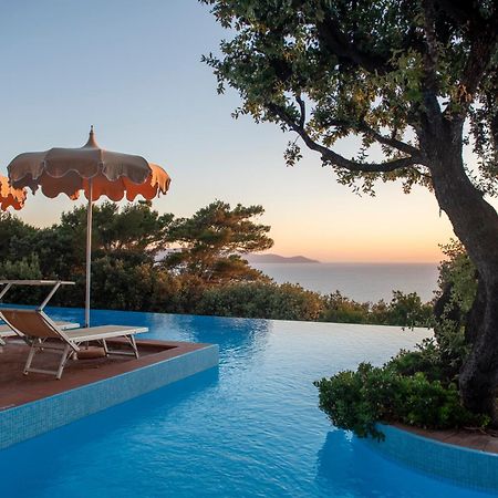 Boutique Hotel Torre Di Cala Piccola 圣托斯特凡诺港 外观 照片