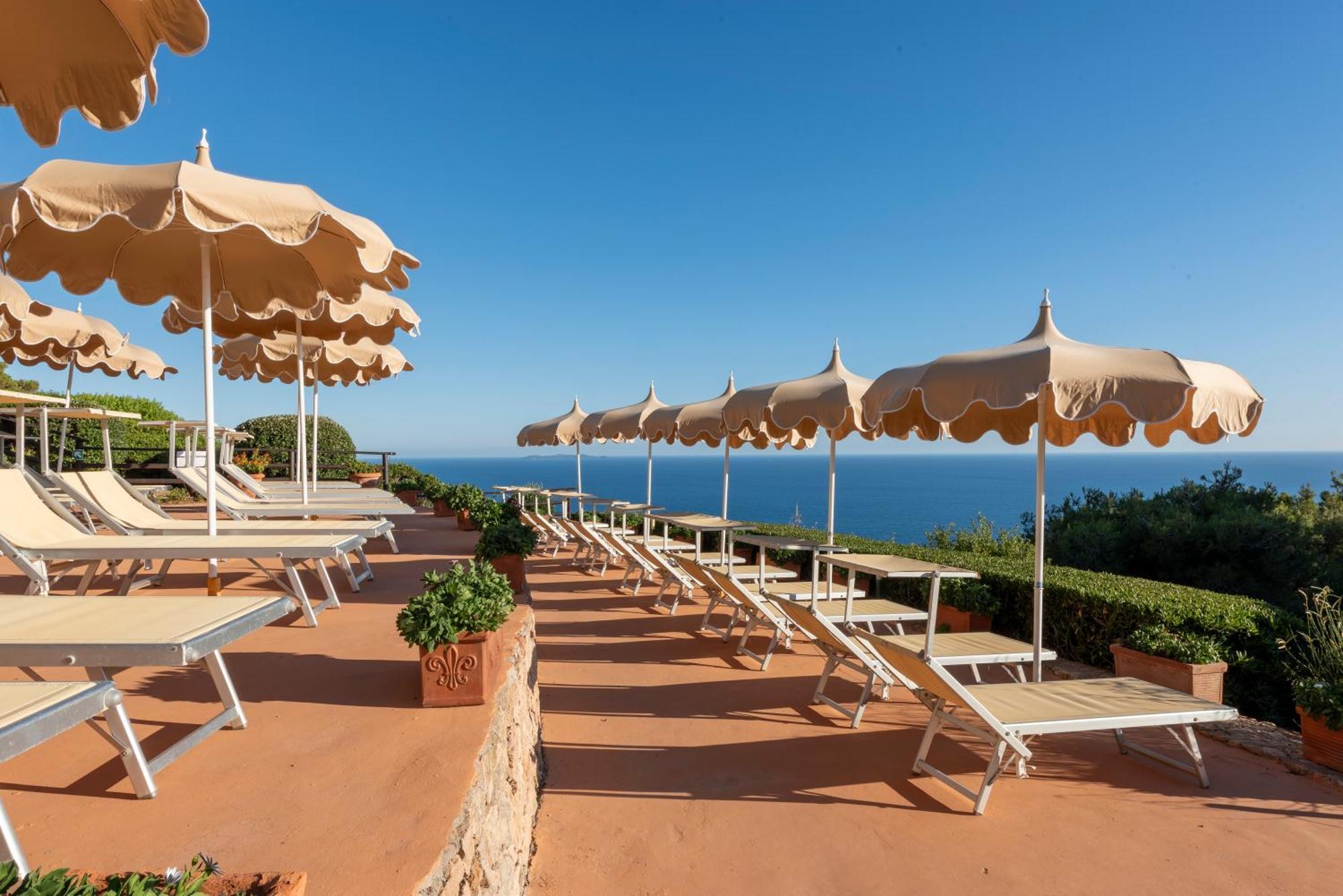 Boutique Hotel Torre Di Cala Piccola 圣托斯特凡诺港 外观 照片