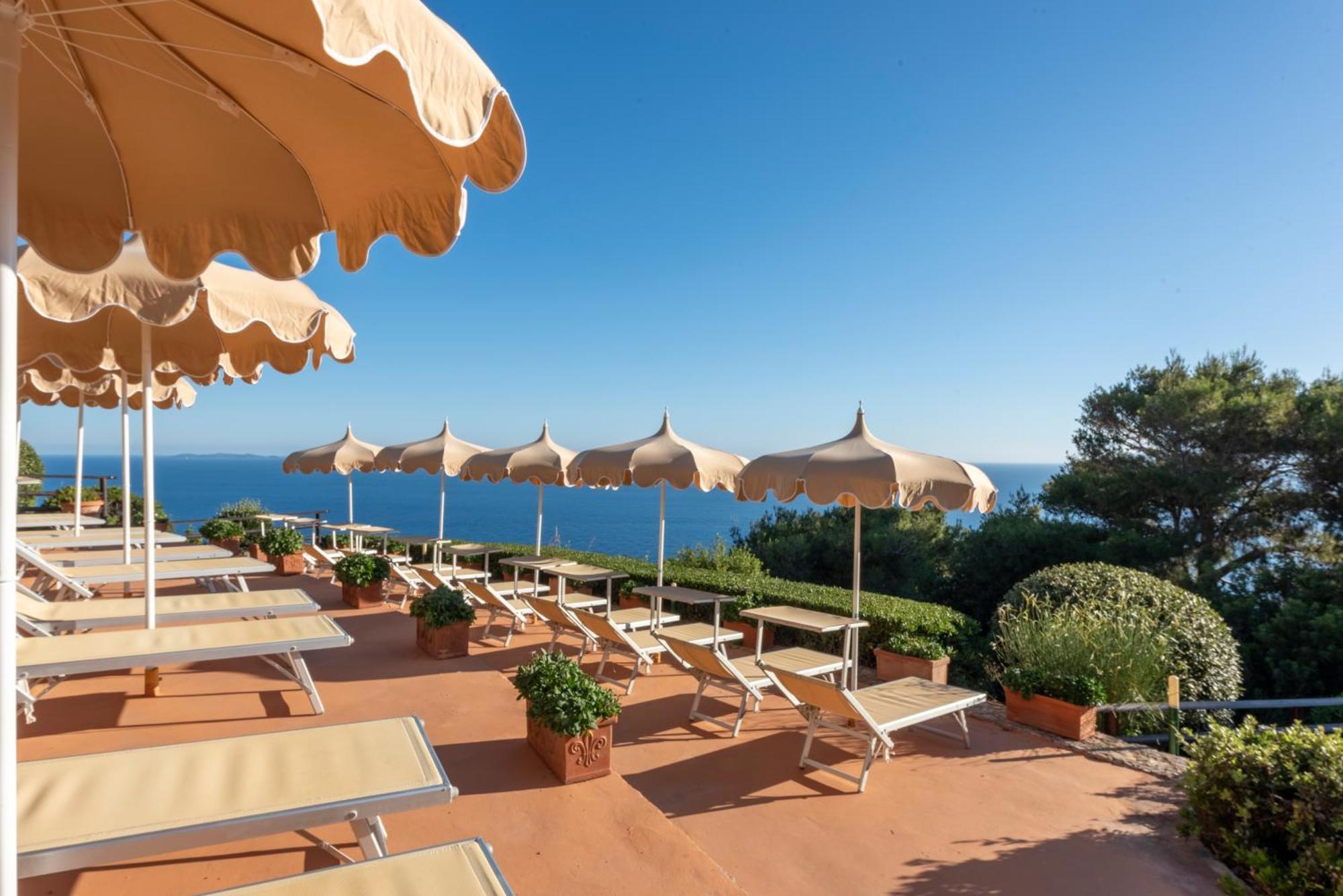 Boutique Hotel Torre Di Cala Piccola 圣托斯特凡诺港 外观 照片