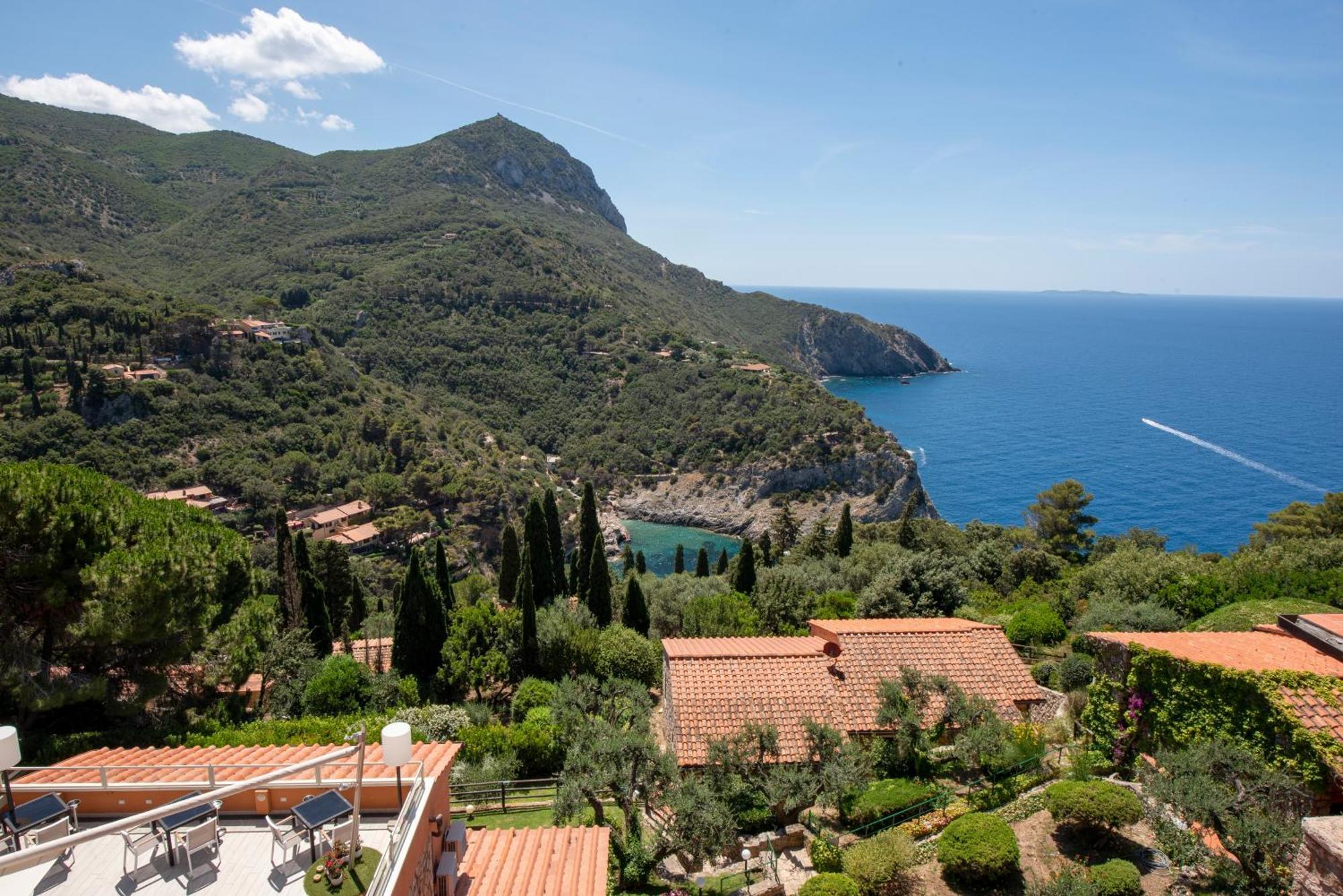 Boutique Hotel Torre Di Cala Piccola 圣托斯特凡诺港 外观 照片