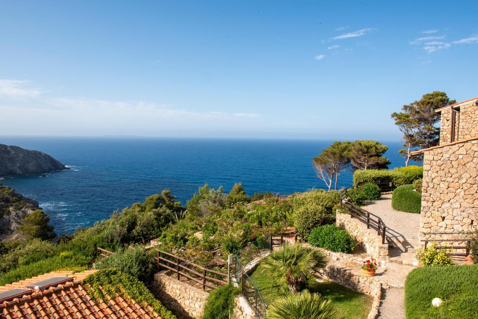 Boutique Hotel Torre Di Cala Piccola 圣托斯特凡诺港 外观 照片